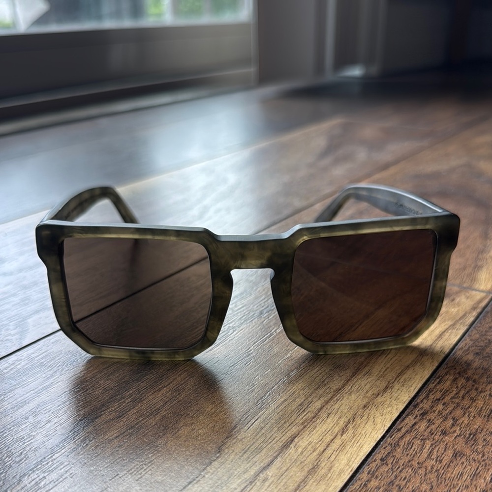 Stylish Brown Sunglasses